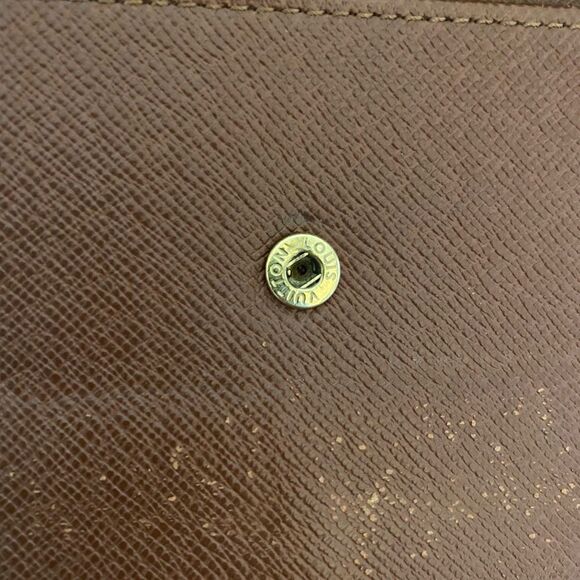 Auth Louis Vuitton Sarah wallet. Thais wallet comes with a snap pocket inside‎ - Picture 12 of 12